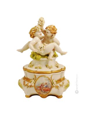 JEWEL CASE WITH CHERUBS Jewel case porcelain Capodimonte box handmade Made in Italy exclusive