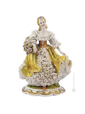 SPRINGTIME LADY WITH LACE Statuette Statue Figure Porcelain Capodimonte Handmade Made in Italy Exclusive