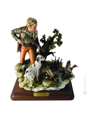 THE HUNTER Statuette Statue Figure Porcelain Capodimonte Handmade Made in Italy Exclusive