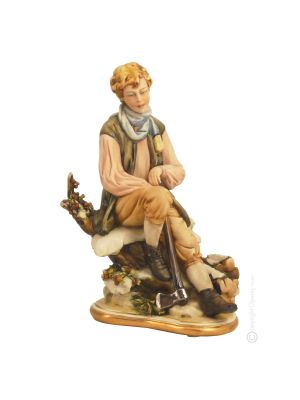 WINTER Statuette Statue Figure Porcelain Capodimonte Handmade Made in Italy Exclusive