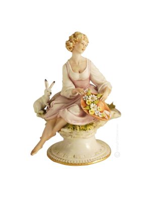 LADY Statuette Statue Figure Porcelain Capodimonte Handmade Made in Italy Exclusive